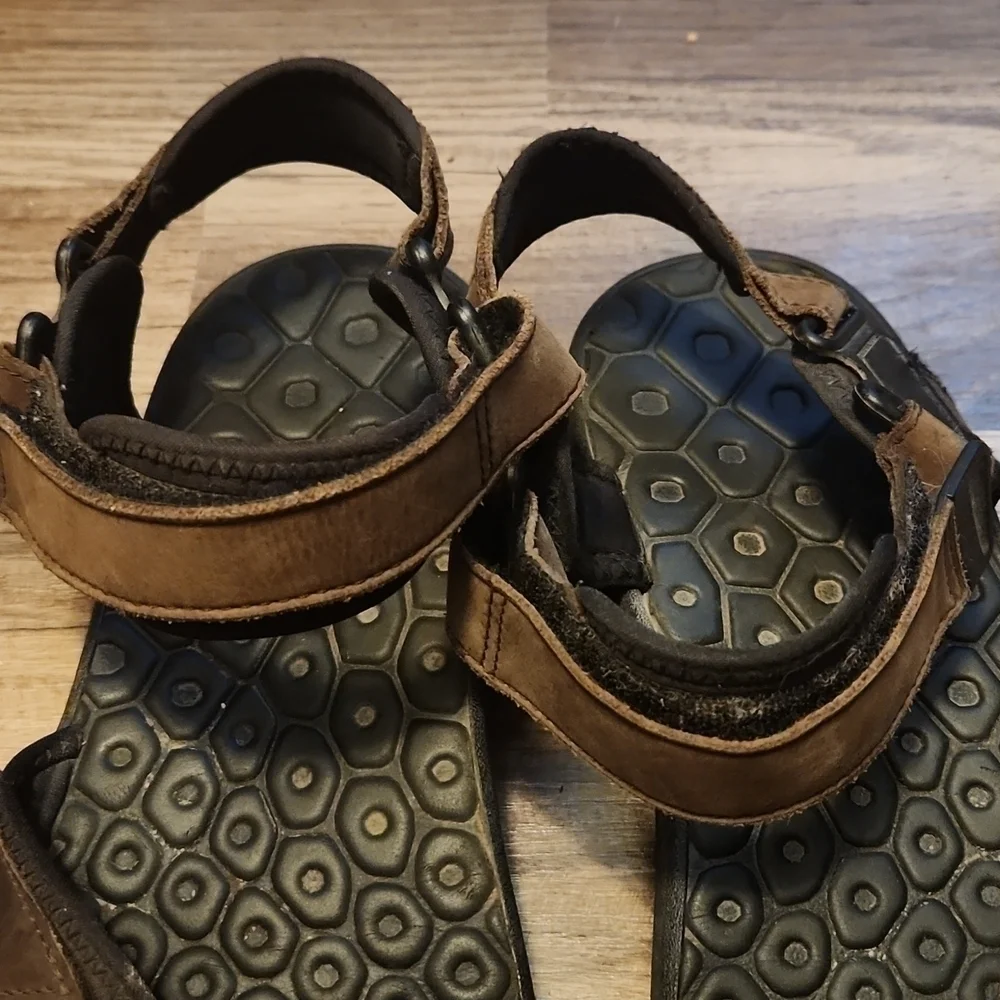 MAGELLAN Outdoors Brown Sandals  Mens Size 13